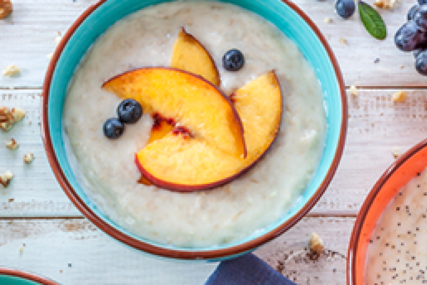 Fruit breakfast oatmeal